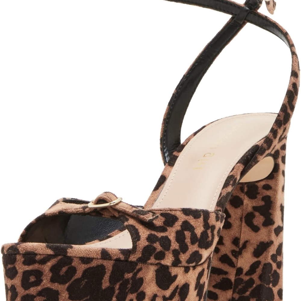 Steve Madden Leopard Print Mette Platform Heels 🔥